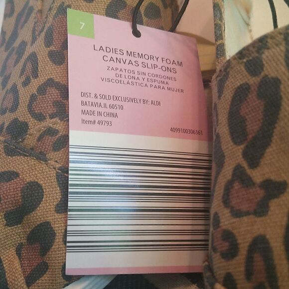 Rothy's "Wannabes" .....Serra Leopard Recycled Flats.... NEW IN BOX...Size #7 - Picture 6 of 6